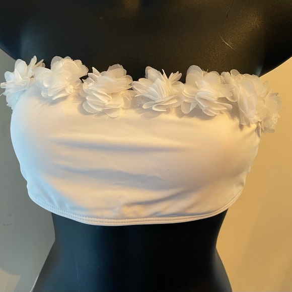 Shein White Strapless Bikini Set Size Medium - Picture 2 of 12